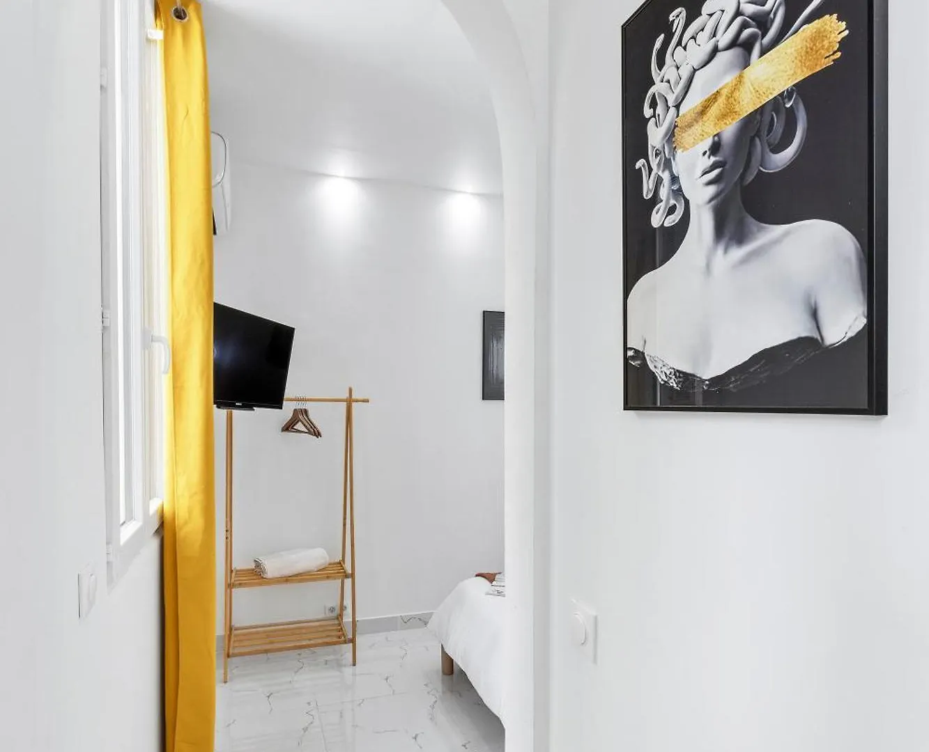 2 Rooms - Hyper Centre - Air-Conditioned - Terrace - Quiet - Tramway - Equipped Kitchen - Wifi Nizza