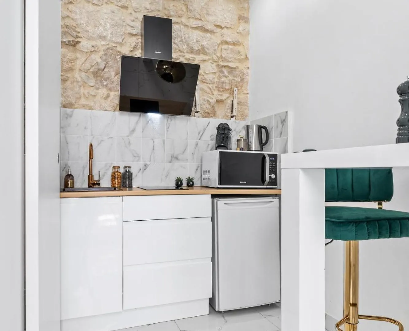 2 Rooms - Hyper Centre - Air-Conditioned - Terrace - Quiet - Tramway - Equipped Kitchen - Wifi Nizza